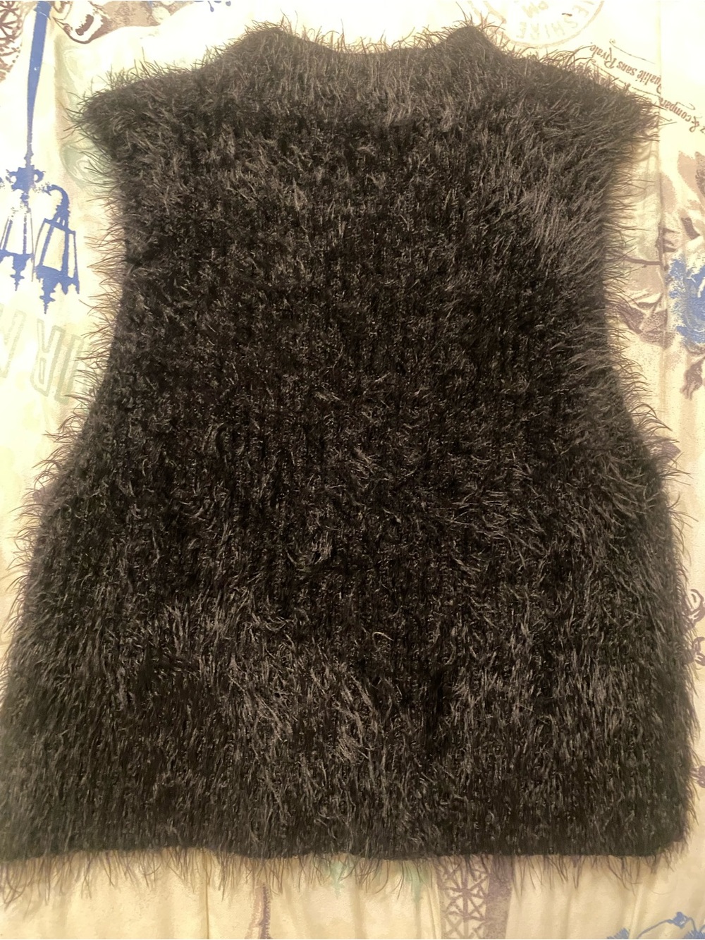 Forever 21 Black Shaggy Fuzzy Knit Vest Top Size Medium